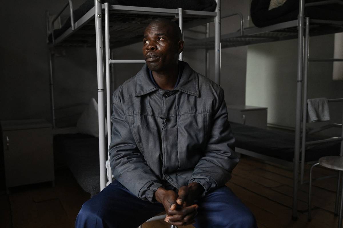 Keňský vytrvalostní běžec Evans Kibet je jedním z lidí, kteří skončili v ukrajinském zajetí. Podle svých slov přijel do Ruska na sportovní akci, ale místo toho byl odvezen do vojenského výcvikového tábora a poslán na frontu. (26. listopadu)