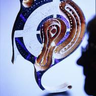 Exponáty ze sbírky instituce doplňují zápůjčky z českých i zahraničních muzeí, stejně jako ze soukromých sbírek.