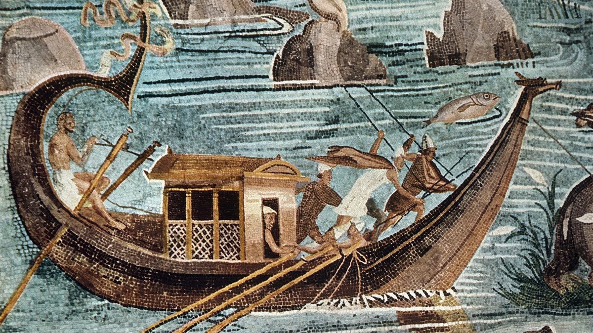 Archeologové objevili u pobřeží Alexandrie starověkou egyptskou výletní loď