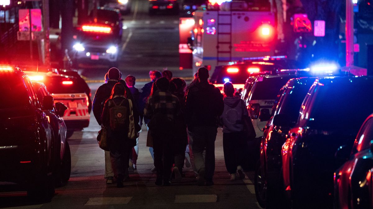„Dav ji málem ušlapal.“ Studenti líčí paniku při tragické střelbě v Providence