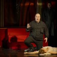 Joseph Gansert v roli barona Scarpii a Lívia Obručník Vénosová jako Tosca.