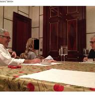 Jeffrey Epstein (nalevo) a Woody Allen (napravo) spolu podle dopisu, který zveřejnili New York Times a měl režisér napsat, opakovaně chodili na společné večeře.