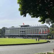 Prezidentský palác v Saigonu, postavený v 60. letech, byl sídlem moci v někdejším Jižním Vietnamu. Dnes se budova nazývá Palác sjednocení.