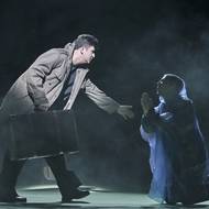 Šimon Krupa v roli kostelníka a Filip František Červenka jako Jan.