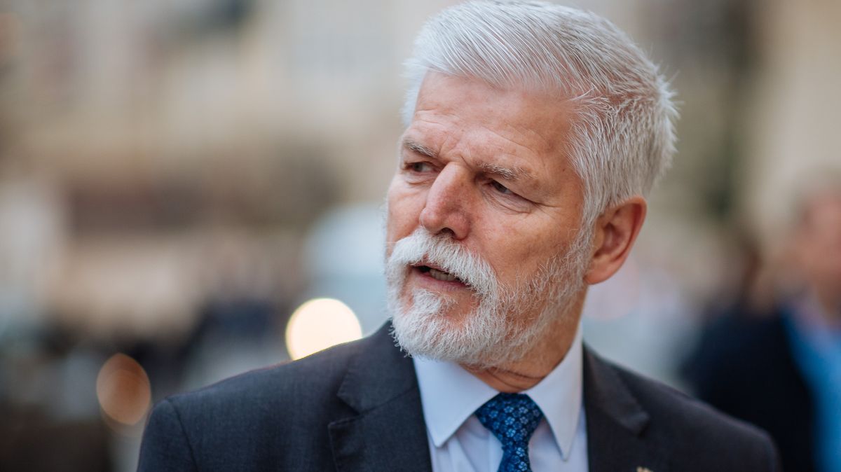 Komentář: Občan Pavel a politik Babiš. Paradoxy novoročních projevů