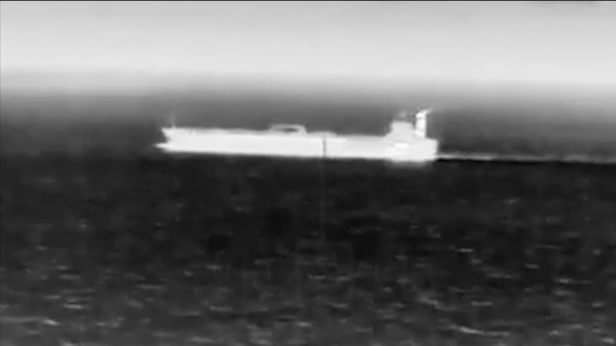 Video: Ukrajina rozšiřuje válku. Poprvé udeřila proti tankeru ve Středomoří