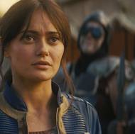 Ella Purnell jako Lucy.