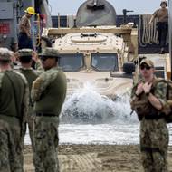 Posilování vojenské přítomnosti v blízkosti Venezuely vyvolává obavy, že se USA připravují na přímý útok nebo potenciálně na svržení socialistické vlády Nicoláse Madura.