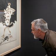 Jmenuje se Jen větrní duchové vědí, co čeká mě v záhybu cestu.