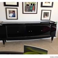 Nově zveřejněná fotka z pozůstalosti Jeffreyho Epsteina.