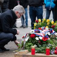 V čele s předsedou Milošem Vystrčilem.