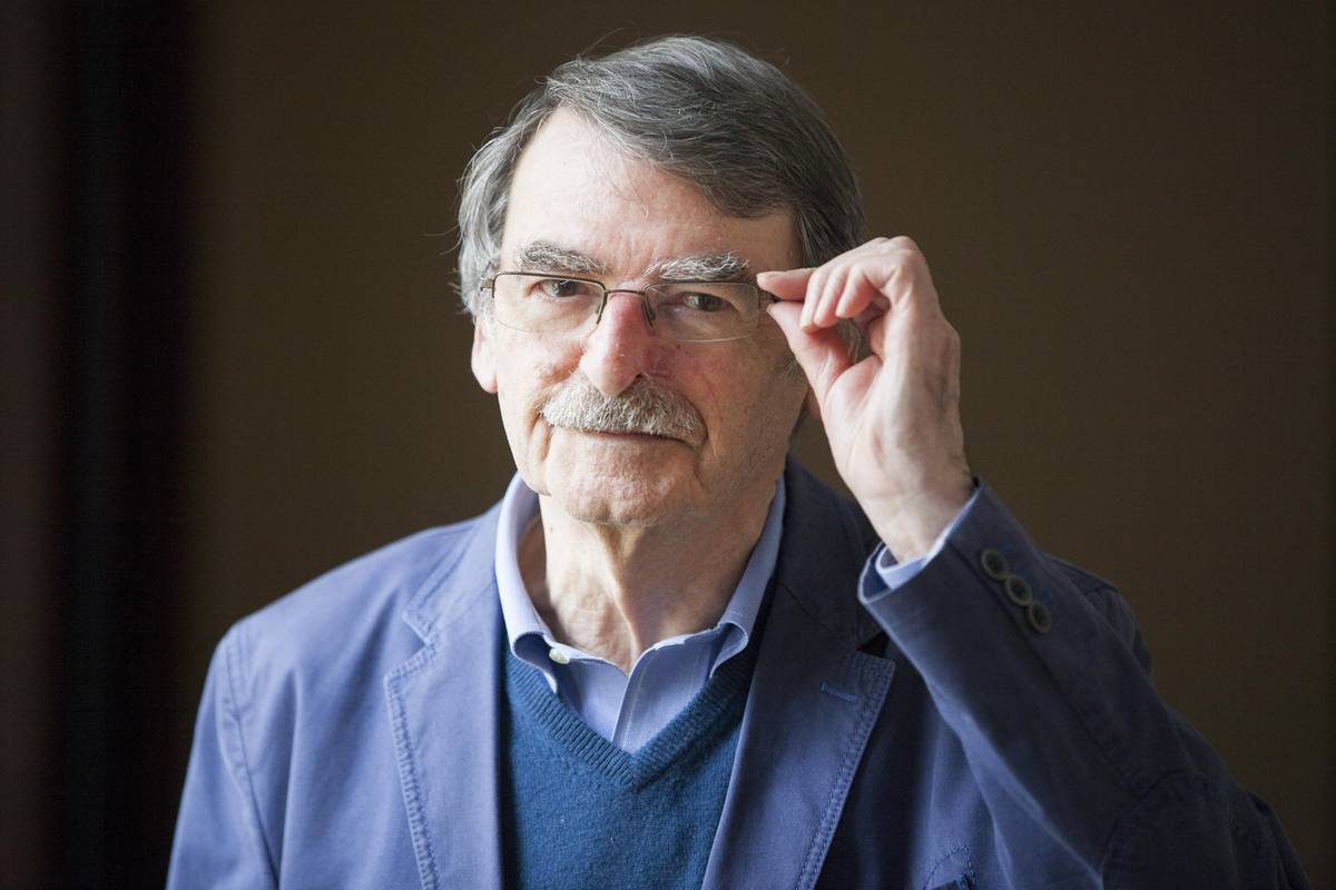 1. ledna. Ve věku 89 let zemřel britský spisovatel David Lodge, jehož mimo jiné proslavily humoristické romány Hostující profesoři a Svět je malý.