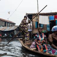 Luxusní projekty, kterých je v Lagosu díky ropným bohatstvím Nigérie požehnaně, si často našly místo v přeplněném městě s více než 20 miliony obyvatel díky zúrodňování pobřeží.