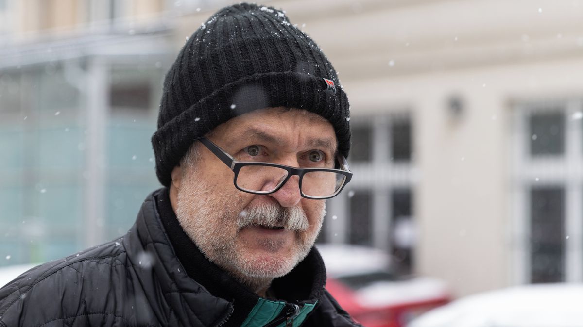 Exnáměstek z Motola ukrývá miliony, myslí si policie. Má odposlechy z vazby