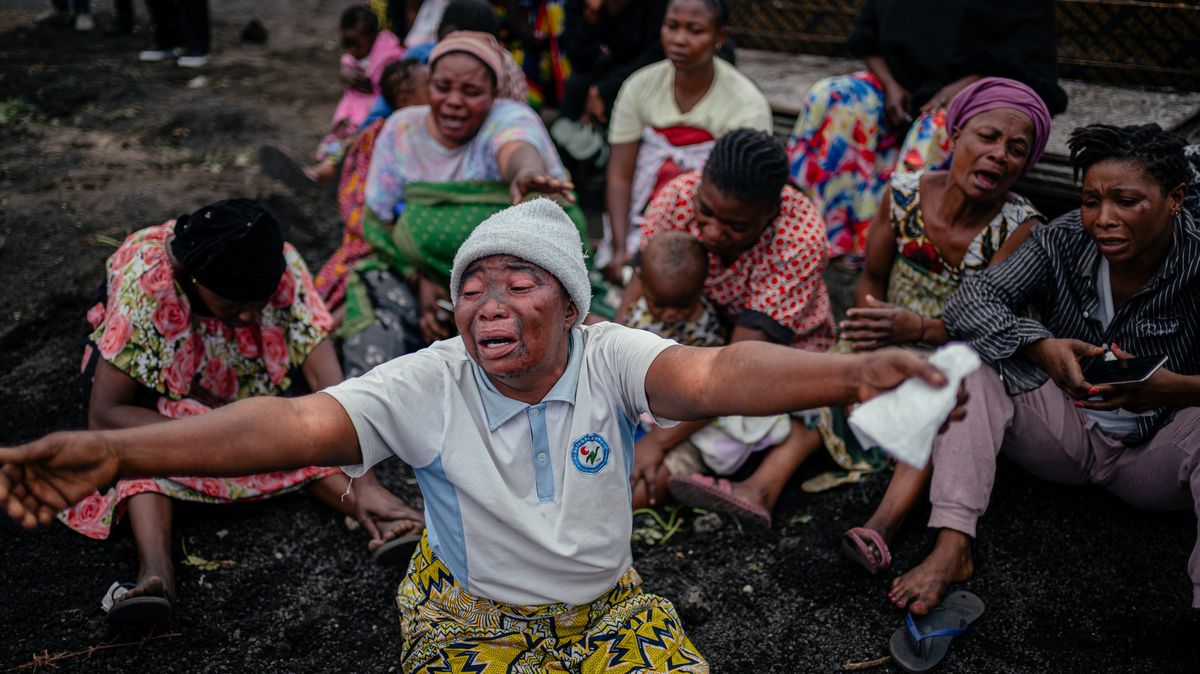 Fotky: Přes Trumpův mír katastrofa trvá. Rebelové vládnou, obchod se hroutí