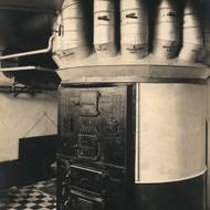 Grossmannova vila – historické foto, kotel ETNA v suterénu.