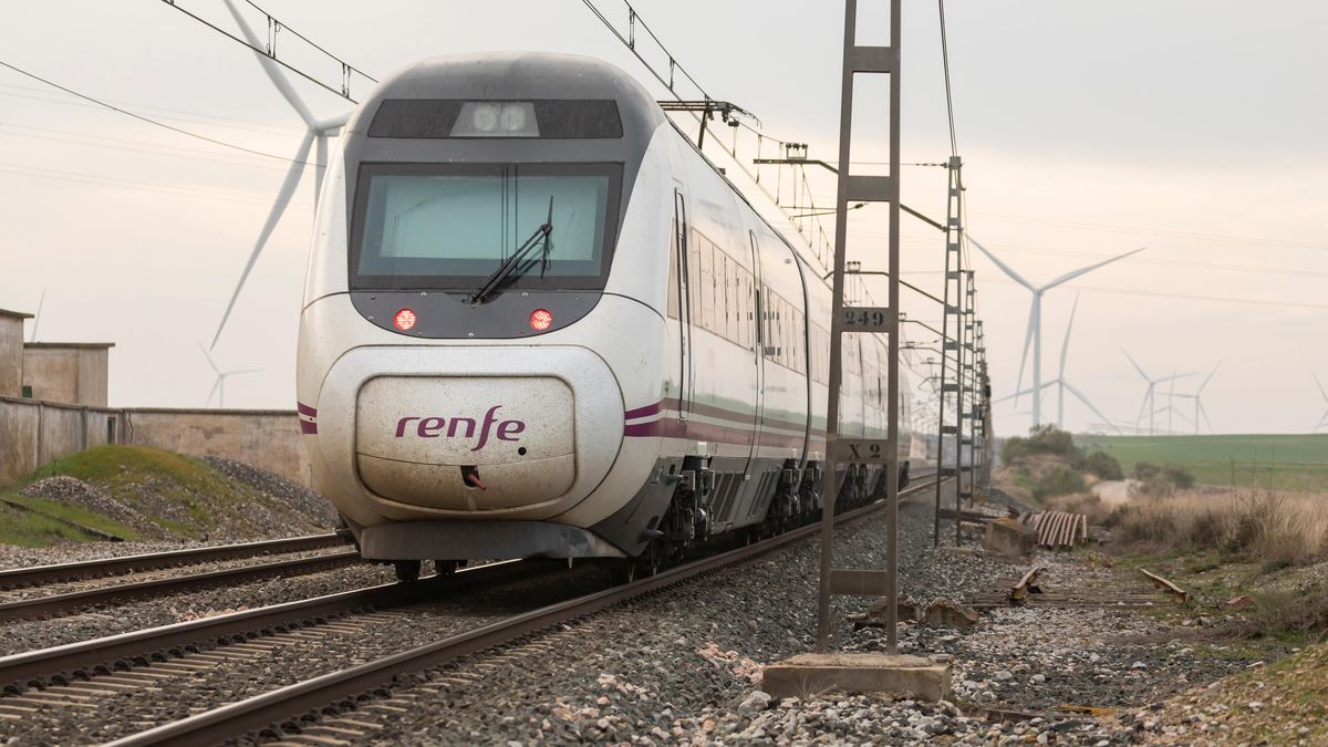 Na jihu Španělska narazil vlak do jeřábu, nehoda si vyžádala lehce zraněné