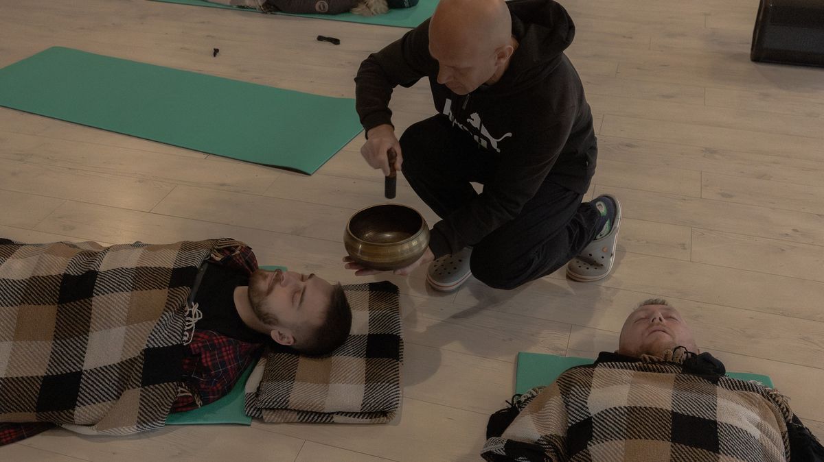 Horský vzduch, keramika, hudební terapie. Tak se zdravotníci zotavují z války