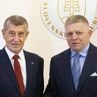 Premiér Fico ve čtvrtek uvedl, že s Ukrajinou upřednostňuje pragmatické vztahy, a že je lepší opravit hraniční přechod pro chodce a cyklisty ve Vyšném Nemeckém, než na Ukrajinu posílat náboje, které usmrcují lidi.