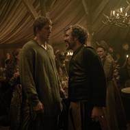 Peter Claffey v roli Dunka a Daniel Ings jako Ser Lyonel Baratheon.