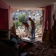 „Nikdy bych nic takového nikomu nepřál,“ vzpomínal na útok Angel Alvarez z Catia La Mar. „Přežili jsme jen zázrakem.“ (Catia La Mar, Venezuela, 4. ledna.)