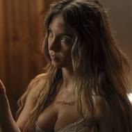 Na fotografii z filmu Pomocnice, který od uplynulého čtvrtka promítají česká kina, je Sydney Sweeney jako Millie.