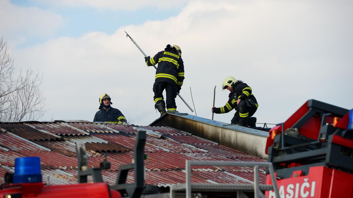 Dobrovolní hasiči potřebují přes tři miliardy, od státu dostanou desetkrát méně