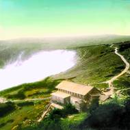 Mlhy na Labské boudě v roce 1904.