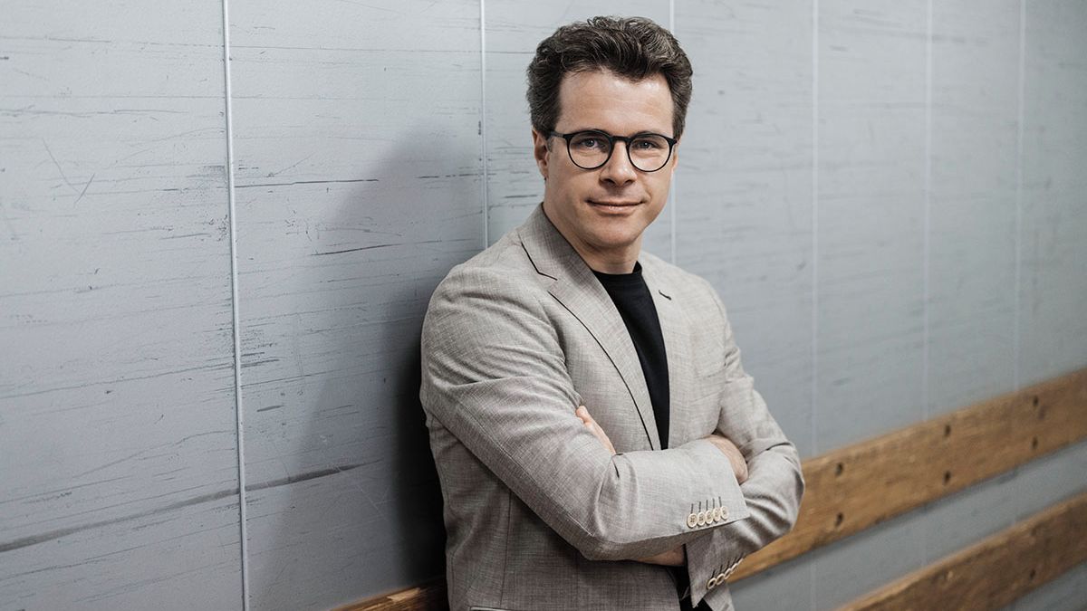 Jakub Hrůša Named Music Artist of the Year - News Directory 3