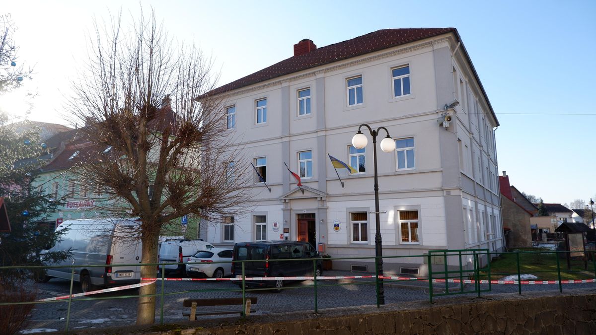 Lidé budou potřebovat pomoc měsíce, říká psycholog k tragédii v Chřibské