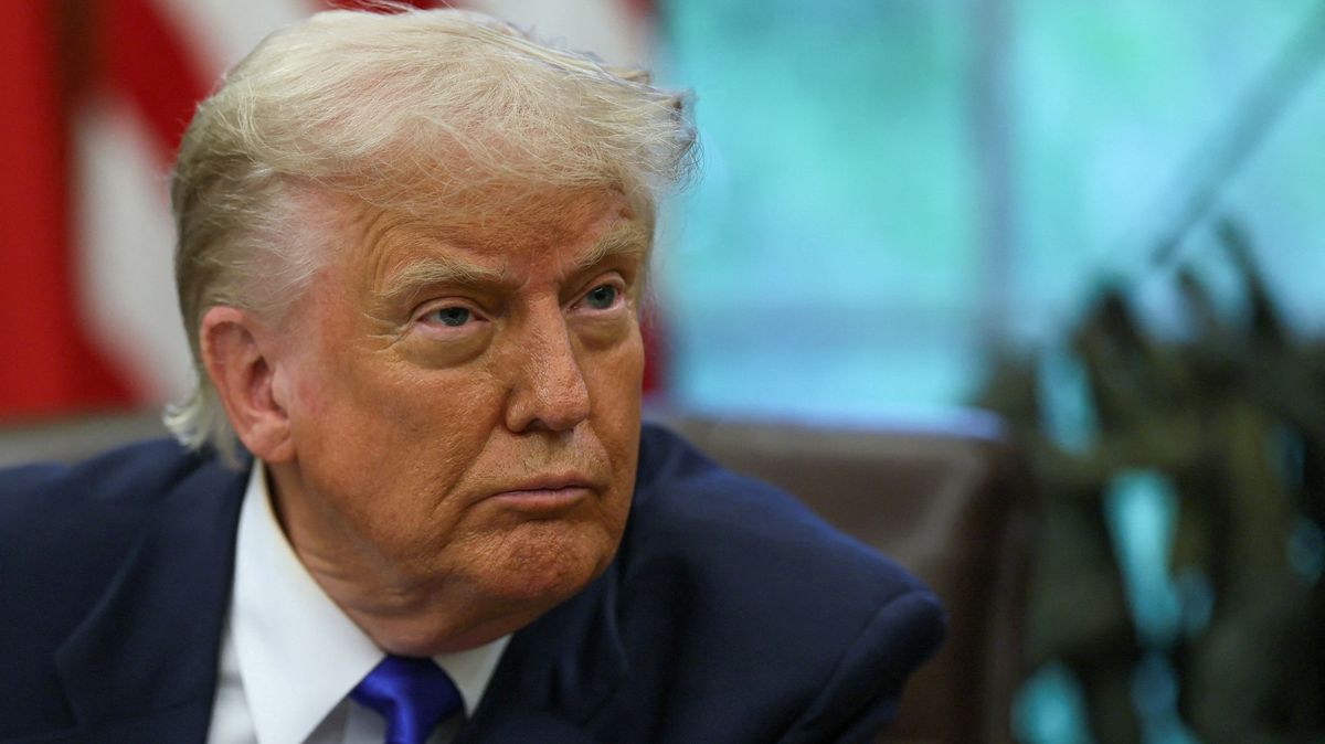 Pět republikánů se postavilo Trumpovi. Podpořilo návrh ztěžující mu další útok