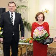 V roce 2013 se na novoroční oběd k prezidentu Václavu Klausovi a první dámě Livii Klausové připojili v Lánech premiér Petr Nečas s tehdejší manželkou Radkou Nečasovou.