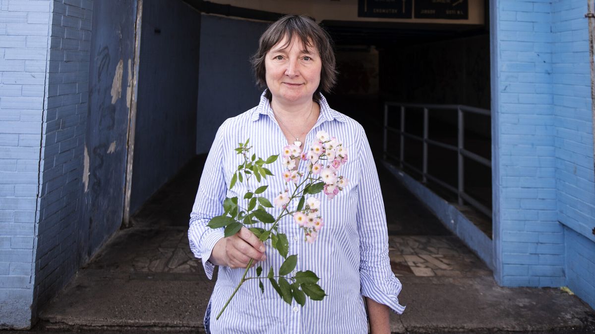 Byla z rodiny úřednické šlechty. Na svých papírech umělkyně skoro vše začernila