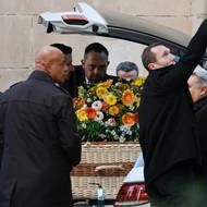 V jihofrancouzském Saint-Tropez, které bylo její oblíbenou destinací, začal tuto středu dopoledne pohřeb Brigitte Bardot.