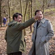 Václav Neužil coby Josef Vilímek a Petr Lněnička jako Jiří Markovič.