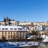 Zatímco řada Pražanů vyrazila za zimními radovánkami, turisté si užívali nezvyklý pohled na pamětihodnosti.