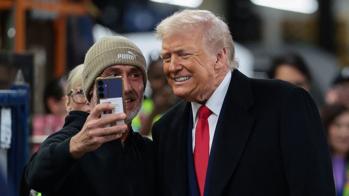 Trump očima Američanů: Udělal z USA velmoc! Ne, zničil naši duši!