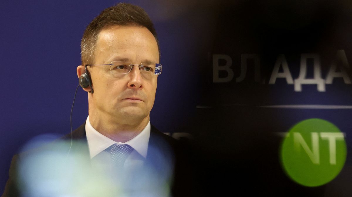 Nejčastější evropský návštěvník Moskvy. Orbánův muž u Macinky