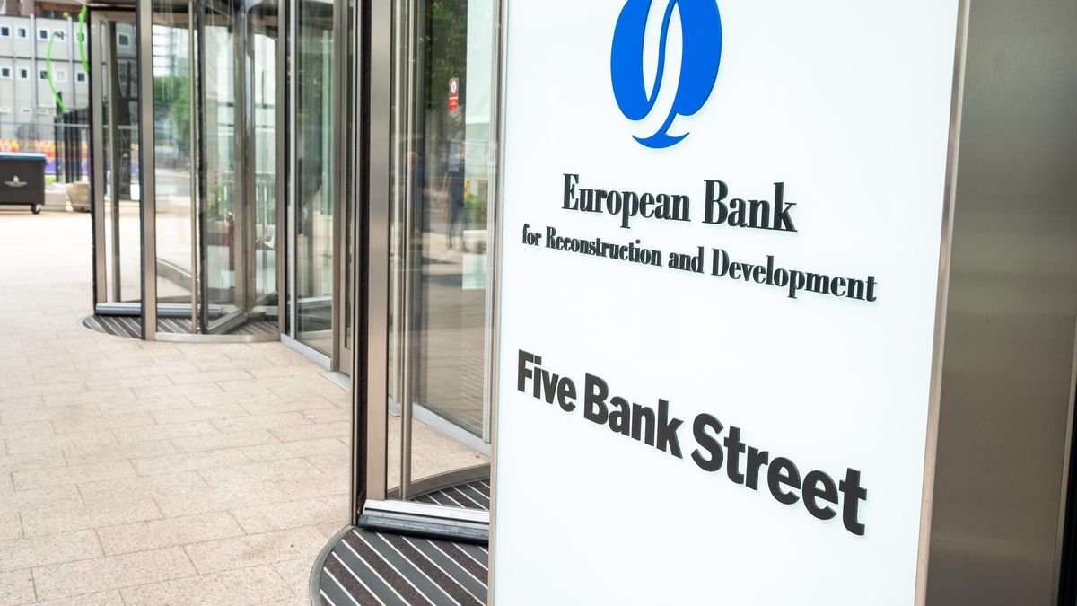 EBRD podpoří pěti miliardami eur země postižené blízkovýchodním konfliktem