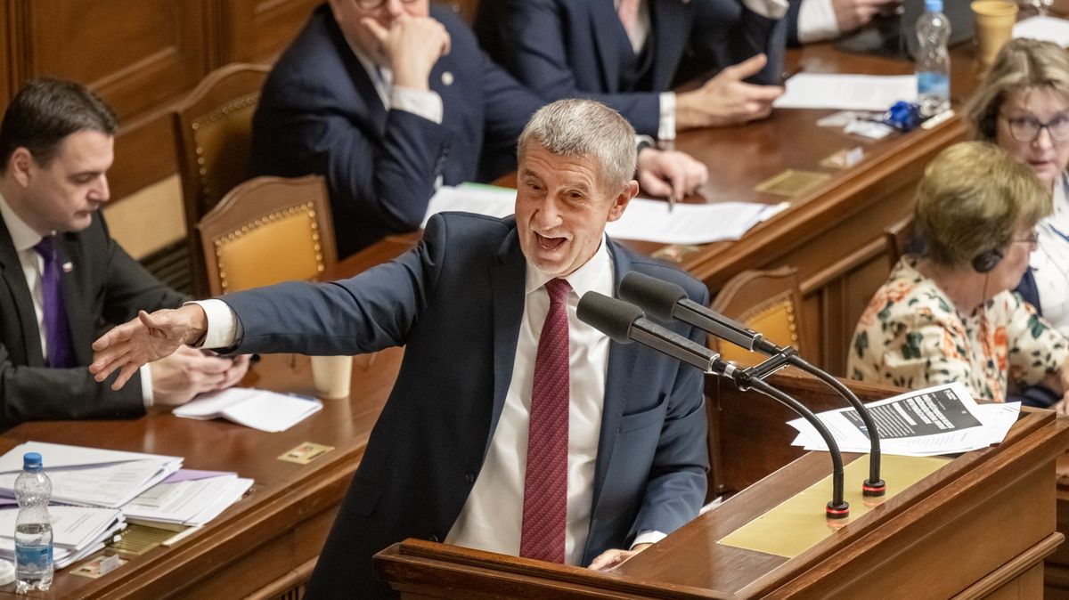 Našel se dokument, že Agrofert neměl dostat miliardy. Babiš tvrdil, že neexistuje