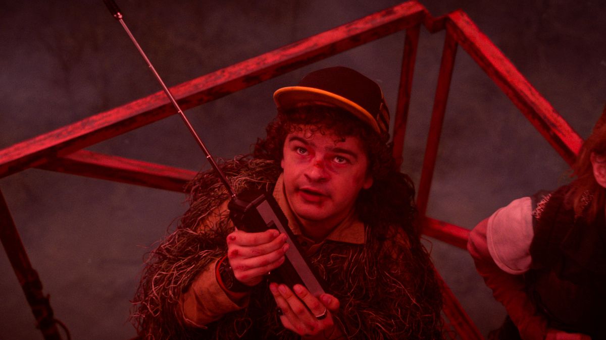Recenze: Finále Stranger Things je velkolepé. A také se topí v sebedojetí