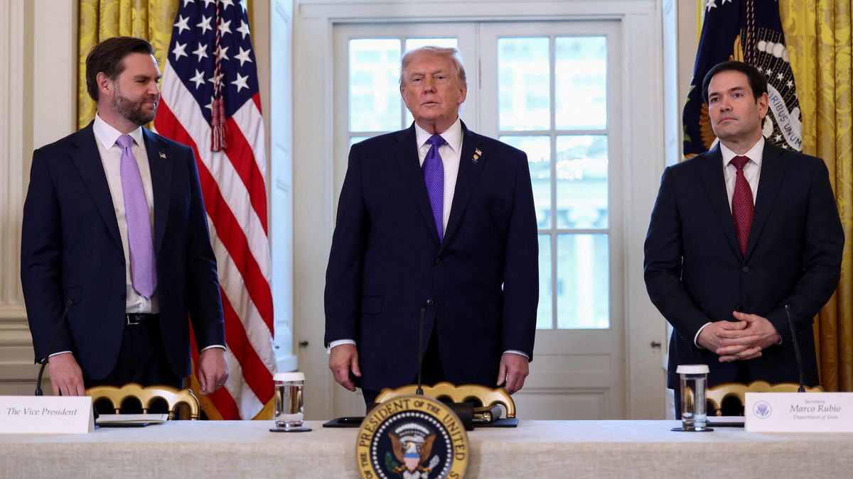 Trump rozevírá mezeru ve světových pravidlech. Může se mu to i vymstít