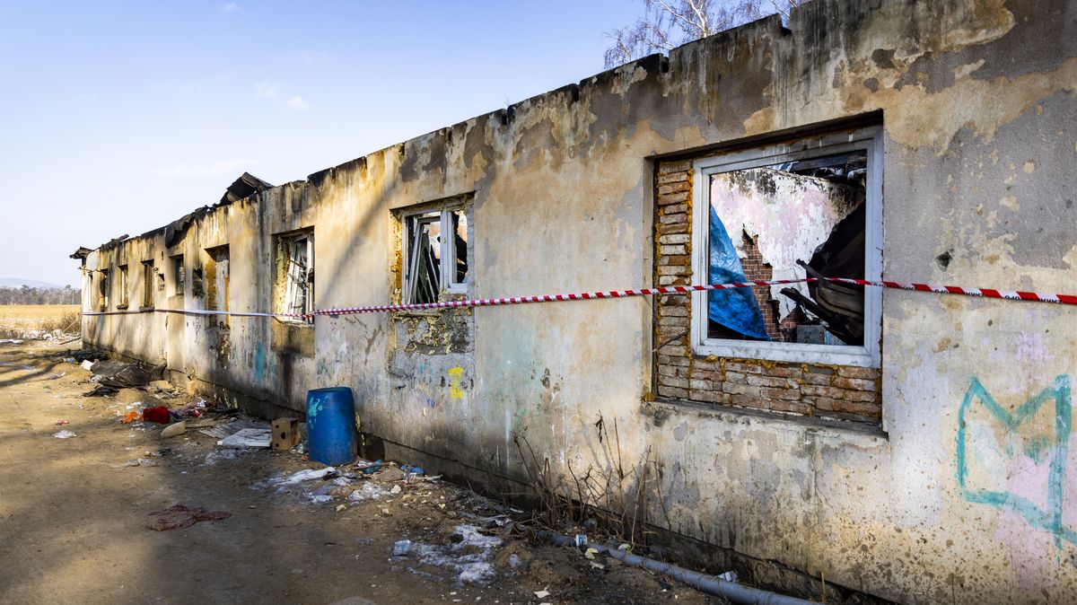Všichni lidé po požáru v Borči mají náhradní ubytování, dnes odjeli poslední