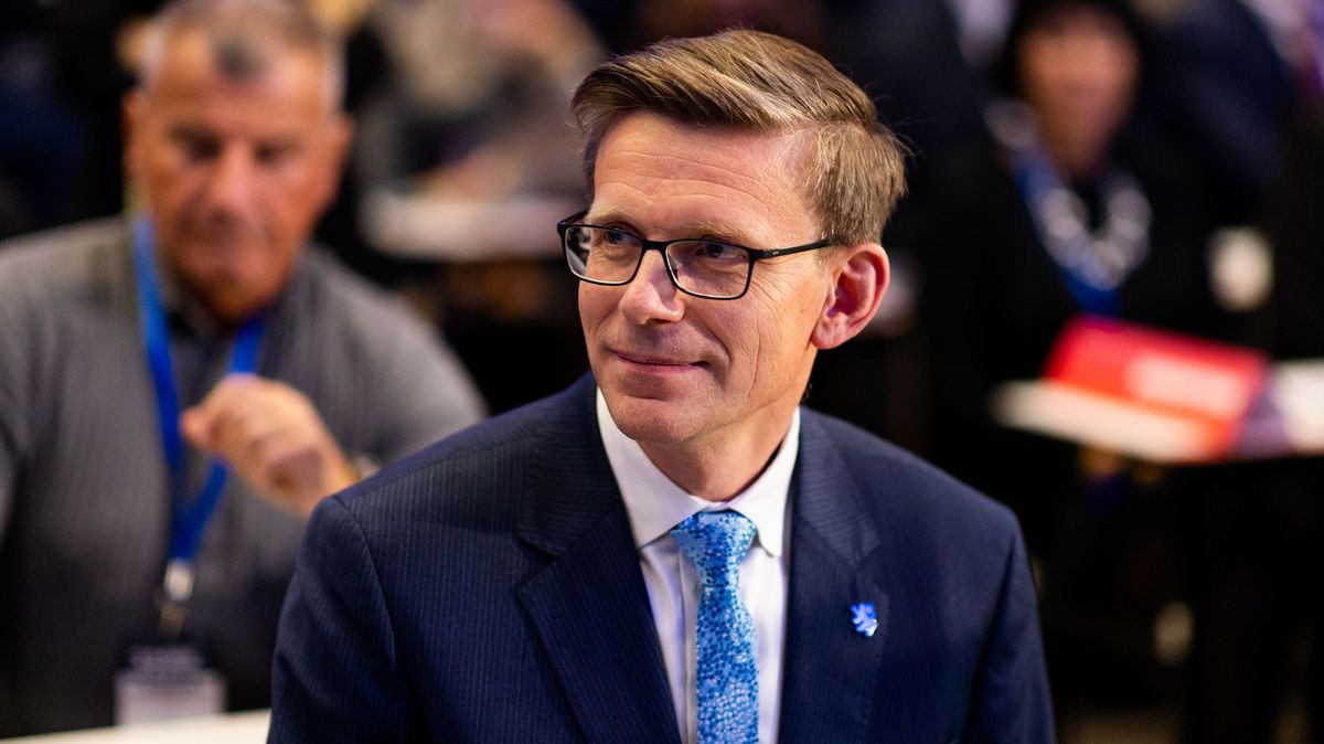 Kdo povede opozici? ODS se hlásí dost nesměle