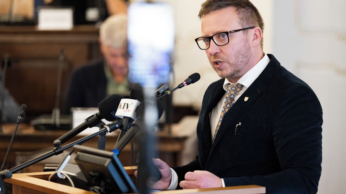 Slovenský vládní zmocněnec opět vyzval k ukončení očkování mRNA vakcínami