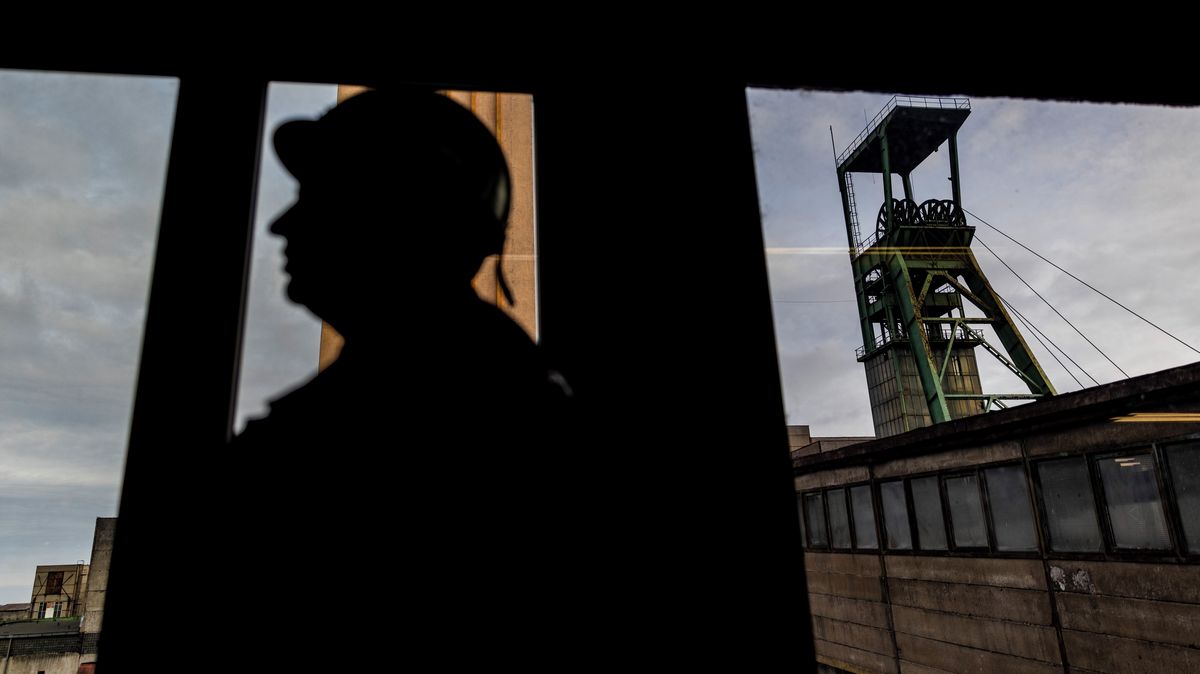 Fotografie, které už znovu nevzniknou. Konec éry černého uhlí v Česku