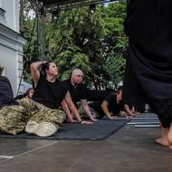 Herci-veteráni připouštějí, že přizpůsobení se divadlu bylo náročné a není to univerzální lék pro všechny.