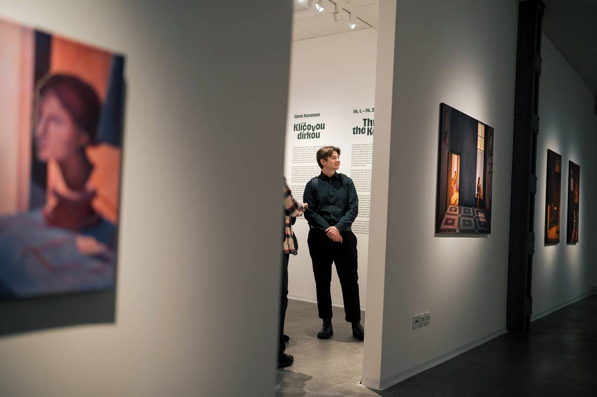 Malířka maďarsko-ukrajinského původu Ilona Koroman loni završila studia na pražské Akademii výtvarných umění.