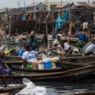 Vedoucí úřadu pro obnovu města Lagos Gbolahan Oki neodpověděl na žádosti AFP o komentář, ale v prosinci novinářům řekl, že obyvatelé dostali varování předem.