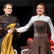 Šimon Vanžura jako Idaspe a Marie Šimůnková jako Irene.